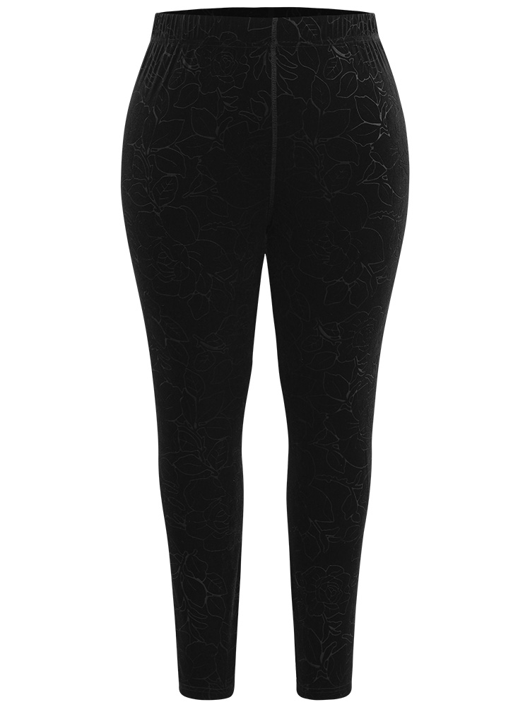 Plus Size Women Dailywear Silhouette Floral Print Velvet High stretch Skinny High Rise Elegant Leggings BloomChic 