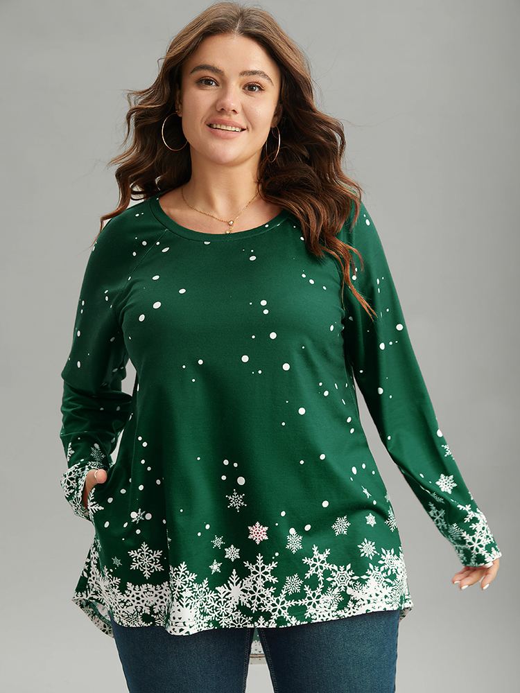 

Plus Size Christmas Snowflake Raglan Sleeve High Low Hem T-shirt Green Round Neck Long Sleeve Casual Jersey Tops