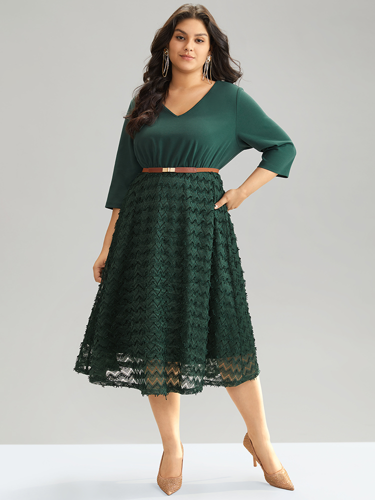 

Plus Size Plain Texture Mesh Patchwork Elastic Waist Dress DarkGreen Women Glamour Texture V-neck Elbow-length sleeve Curvy Midi Dress BloomChic