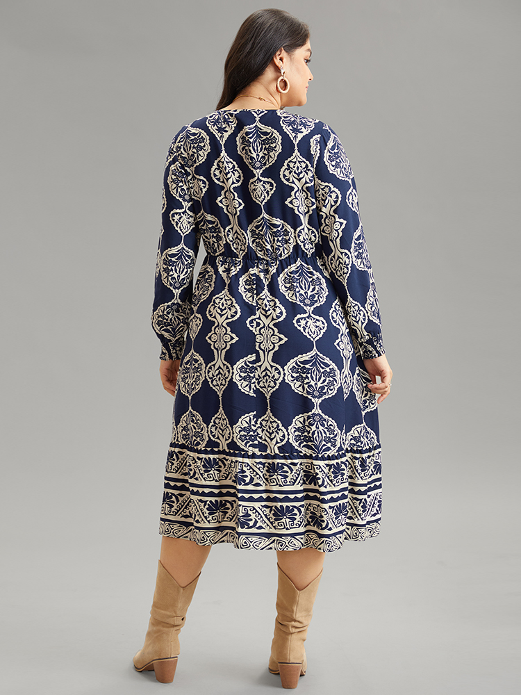 Plus Size Women Vacation Bohemian Print Shirred Regular Sleeve Long Sleeve V-neck Pocket Resort Dresses BloomChic 