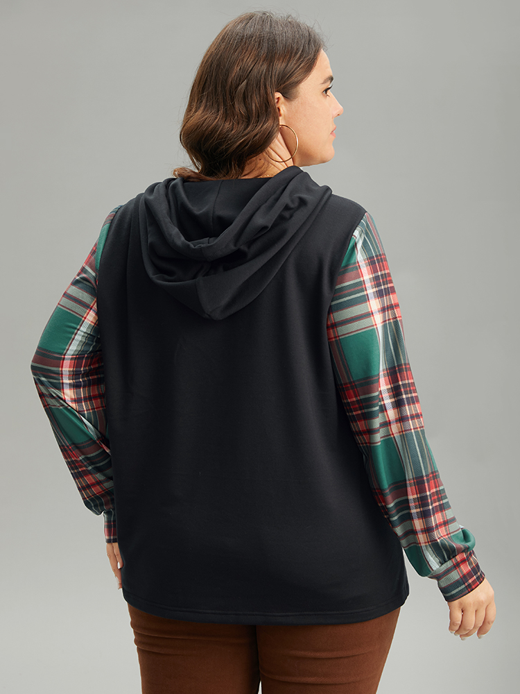 Plus Size Women Festival-Christmas Plaid Pocket Regular Regular Sleeve Long Sleeve Hooded Pocket Casual Sweatshirts BloomChic 