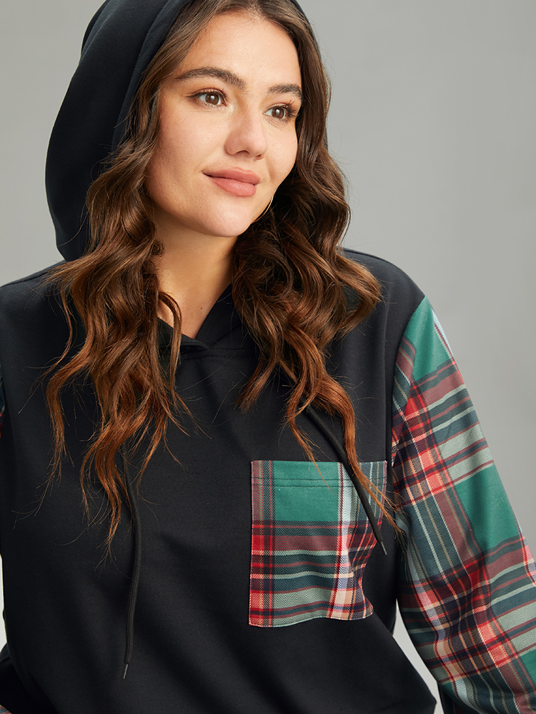 Plus Size Women Festival-Christmas Plaid Pocket Regular Regular Sleeve Long Sleeve Hooded Pocket Casual Sweatshirts BloomChic 