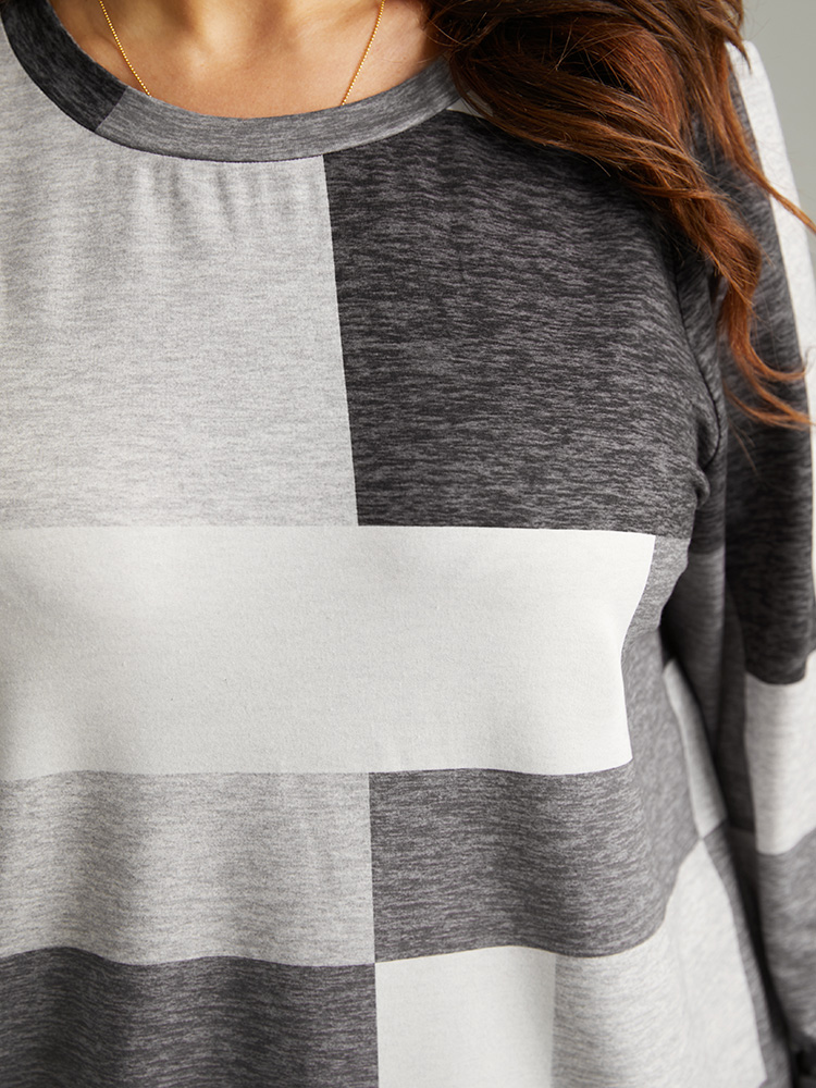 Plus Size Asymmetrical Colorblock Contrast Crew Neck Sweatshirt Women Black Casual Contrast Round Neck Dailywear Sweatshirts BloomChic 14-16/1X 