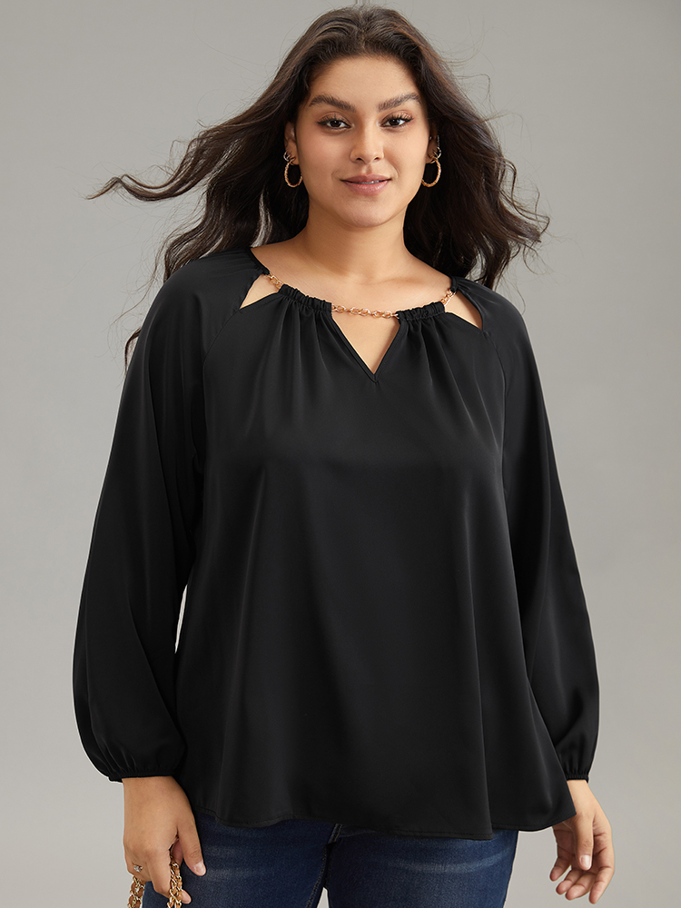 

Plus Size Black Static-Free Chain Detail Cut Out Raglan Sleeve Blouse Women Office Long Sleeve Round Neck Work Blouses BloomChic