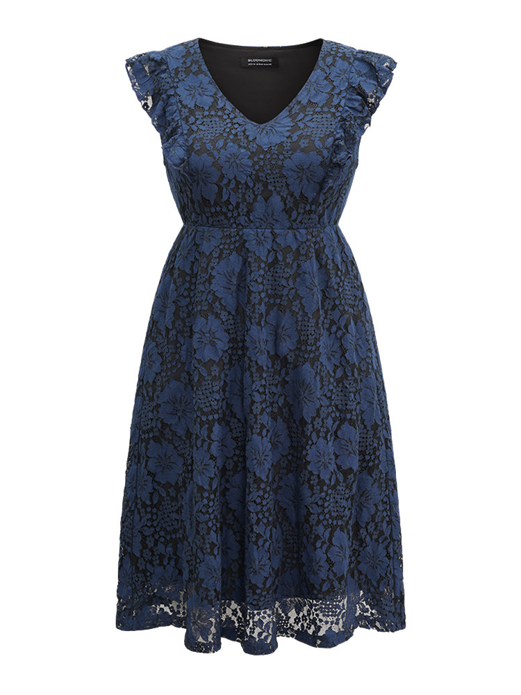 Plus Size Women Party Geometric Lace Sleeveless Sleeveless V-neck Pocket Glamour Dresses BloomChic 