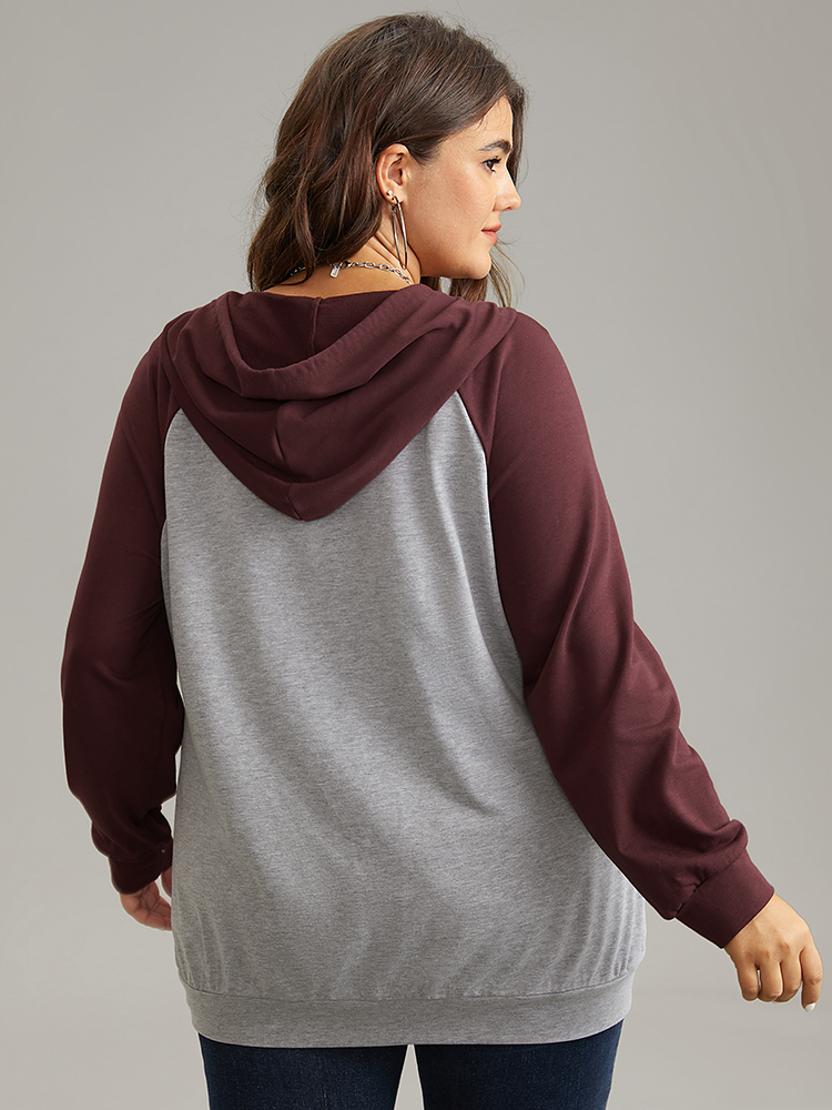 Plus Size Women Dailywear Plain Contrast Regular Raglan sleeve Long Sleeve Hooded Pocket Casual Sweatshirts BloomChic 