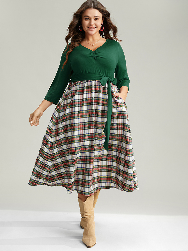 

Plus Size Christmas Plaid Patchwork Ruched Belted Dress DarkGreen Women Work From Home Gathered V-neck Elbow-length sleeve Curvy Midi Dress BloomChic