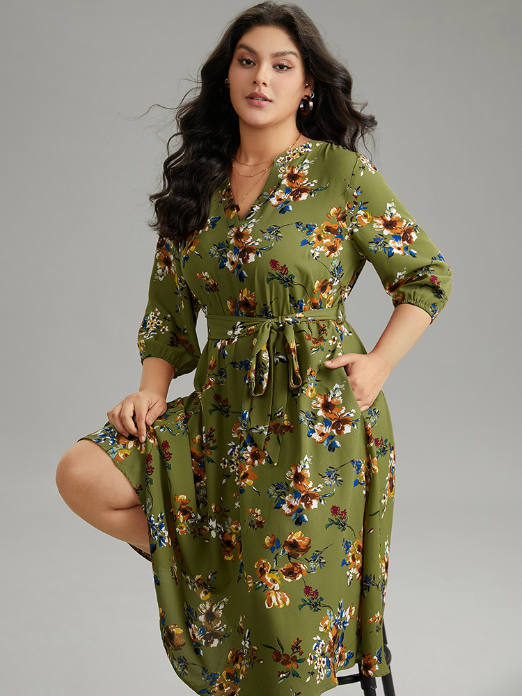 Plus Size Floral Notched Belted Elastic Waist Dress Moss Women Elegant Elastic cuffs Notched collar Elbow-length sleeve Curvy Midi Dress BloomChic 26/4X 