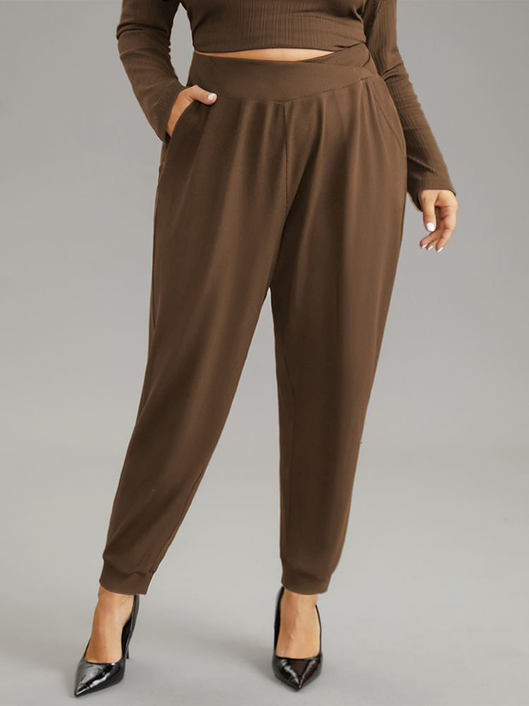 

Plus Size Crossover Plain Texture High Rise Pants Women DarkBrown Casual High Rise Everyday Pants BloomChic