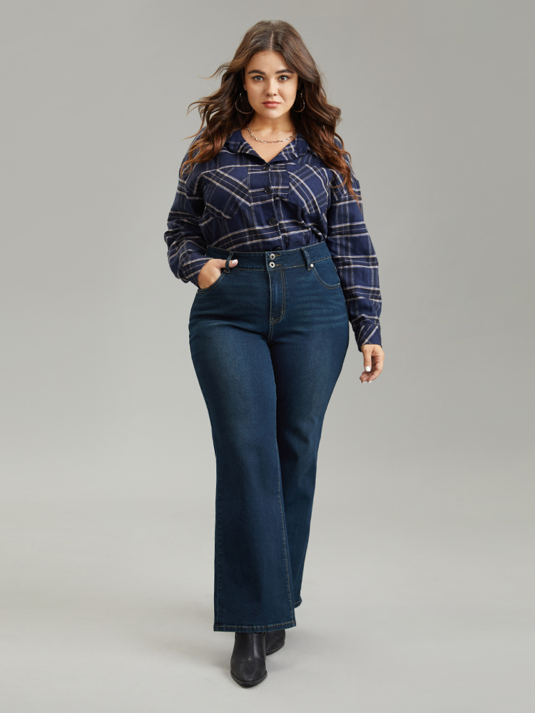 Plus Size Women Dailywear Plain High stretch Straight Leg Dark Wash Casual Jeans BloomChic 