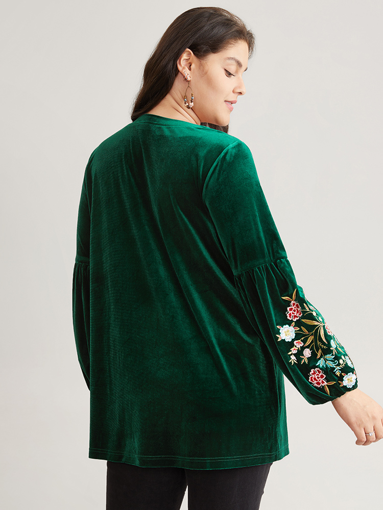 

Plus Size Velvet Plants Embroidered Tassels Ties T-shirt Cyan Tie Neck Long Sleeve Resort Jersey Tops