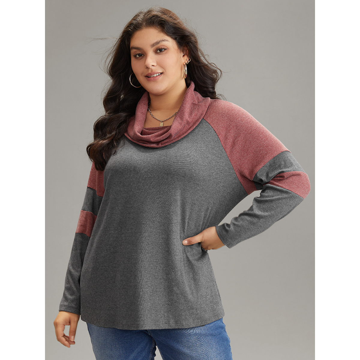 

Plus Size Two Tone Cowl Neck Patchwork T-shirt Gray Women Casual Contrast Plain Cowl Neck Dailywear T-shirts BloomChic
