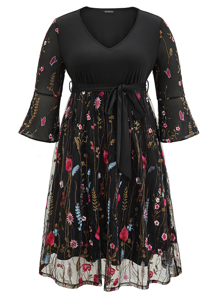 

Plus Size Floral Embroidered Mesh Patchwork Bell Sleeve Dress Black Women Glamour Lined V-neck Elbow-length sleeve Curvy Midi Dress BloomChic