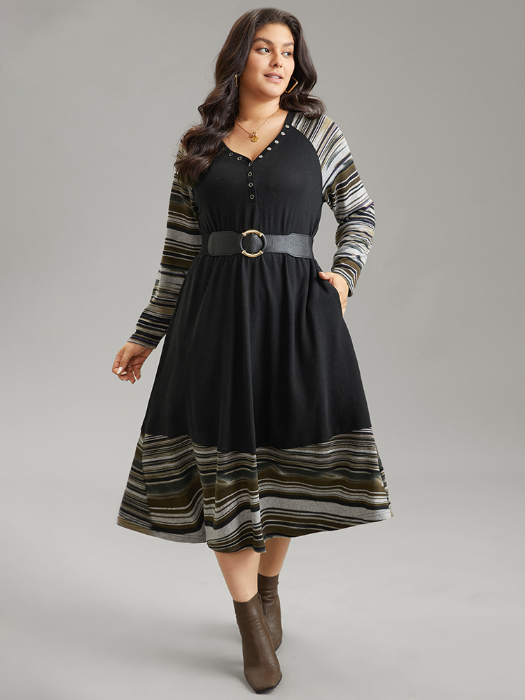 

Plus Size Striped Raglan Sleeve Patchwork Elastic Waist Dress Black Women Casual Printed V-neck Long Sleeve Curvy Midi Dress BloomChic