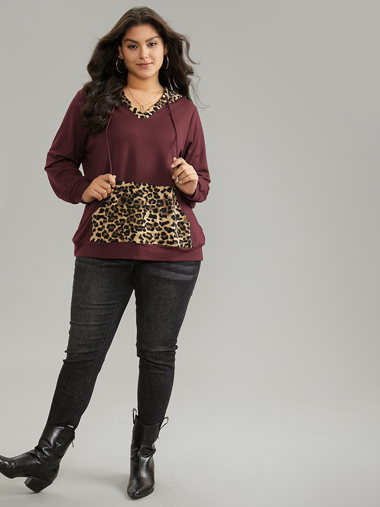 Plus Size Leopard Patchwork Kangaroo Pocket Hooded Sweatshirt Women Burgundy Casual Contrast Hooded Dailywear Sweatshirts BloomChic 26/4X 