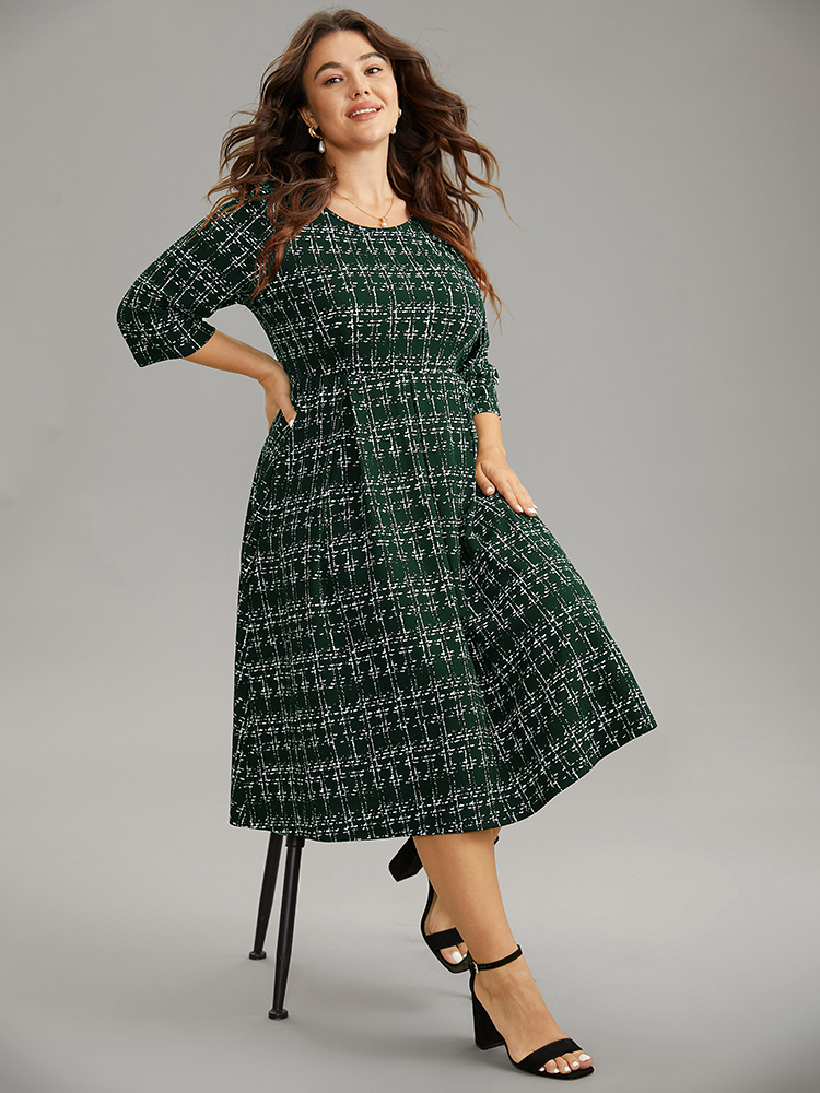 

Plus Size Geometric Elastic Waist Round Neck Cropped Dress DarkGreen Women At the Office Printed Round Neck Elbow-length sleeve Curvy Midi Dress BloomChic