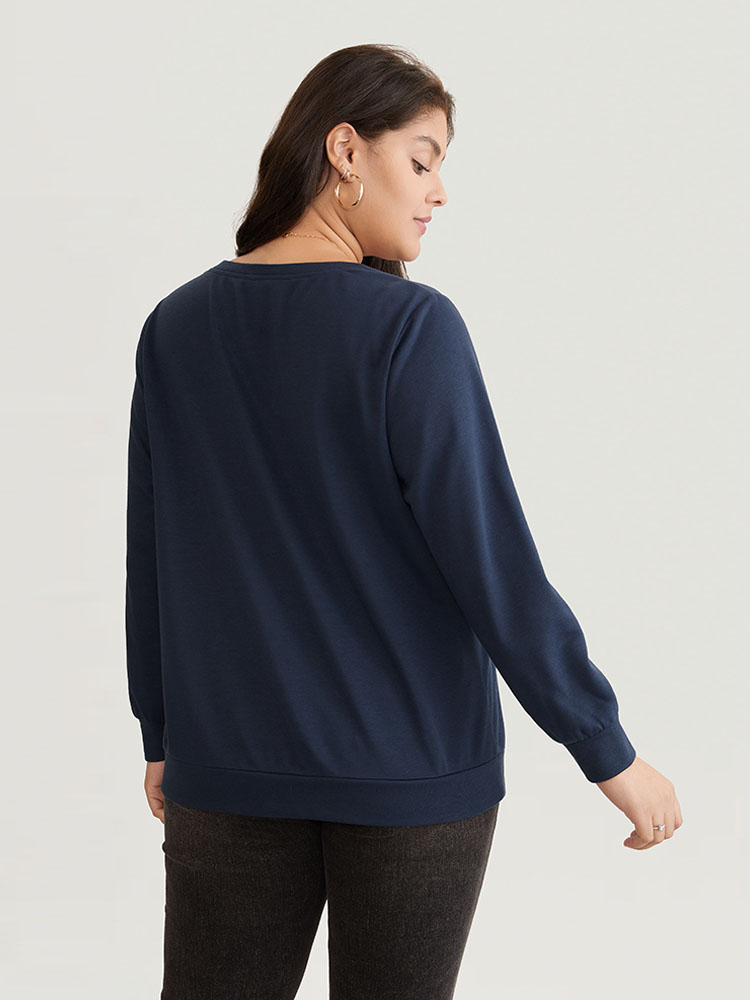 Plus Size Women Dailywear Galaxy Sequin Regular Regular Sleeve Long Sleeve V-neck Elegant Sweatshirts BloomChic 