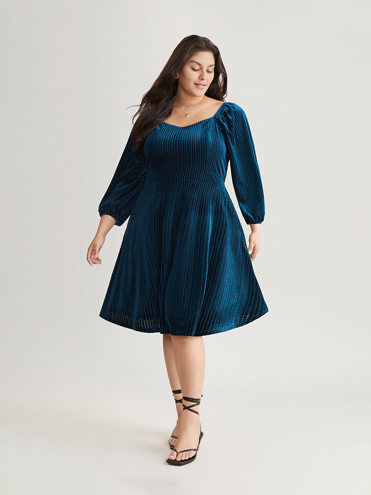 Plus Size Women Dailywear Plain Velvet Lantern Sleeve Long Sleeve Square Neck Pocket Elegant Dresses BloomChic 
