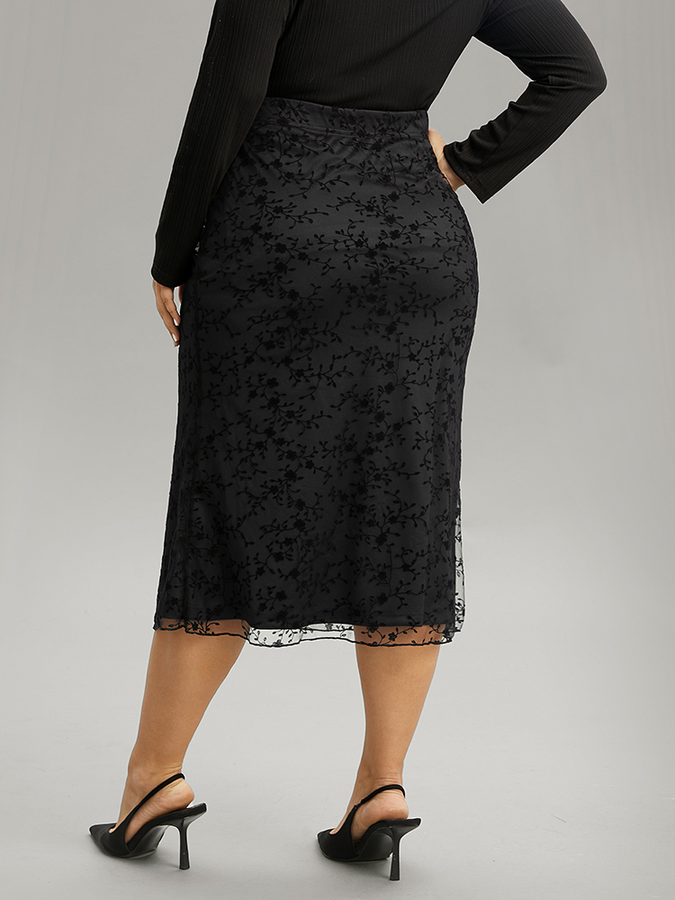 Plus Size Silhouette Floral Print Flocking Elastic Waist Skirt Women Black Elegant Velvet Bodycon Low stretch Dailywear Skirts BloomChic 10/M 
