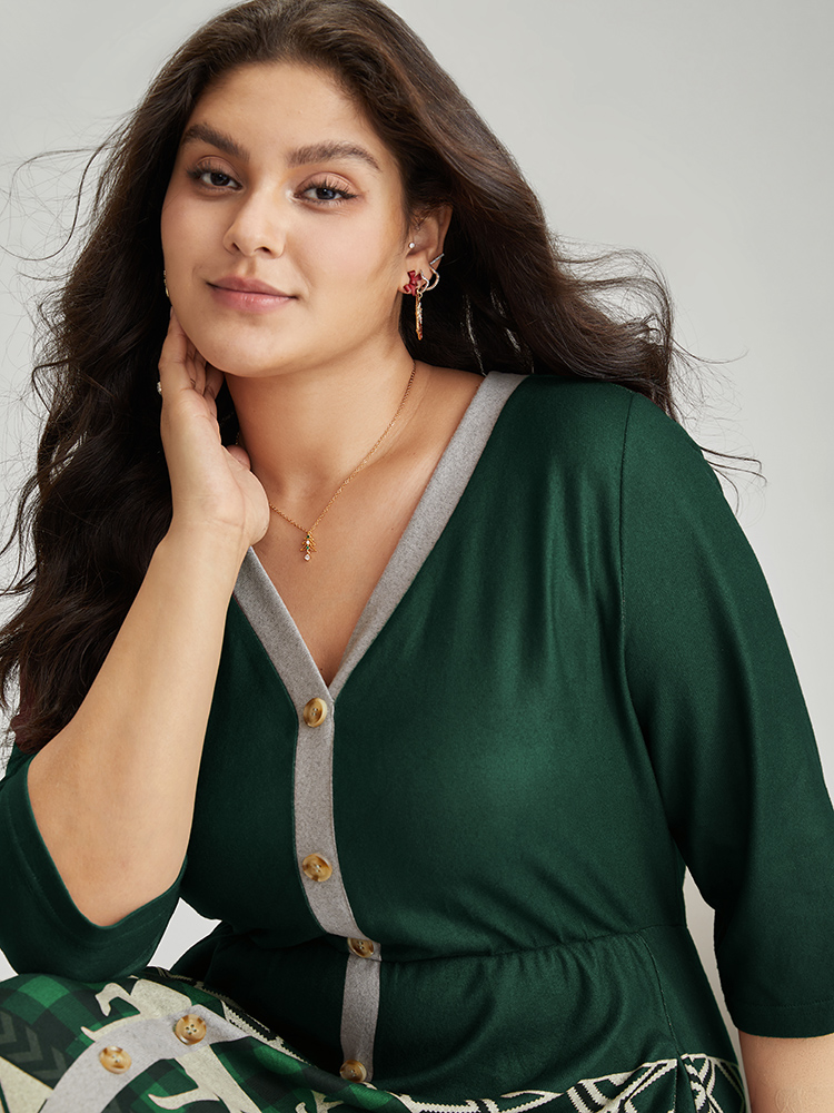 Plus Size Christmas Elk Elastic Waist Patchwork Button Detail Dress DarkGreen Women Casual Printed V-neck Elbow-length sleeve Curvy Midi Dress BloomChic 28/5X 