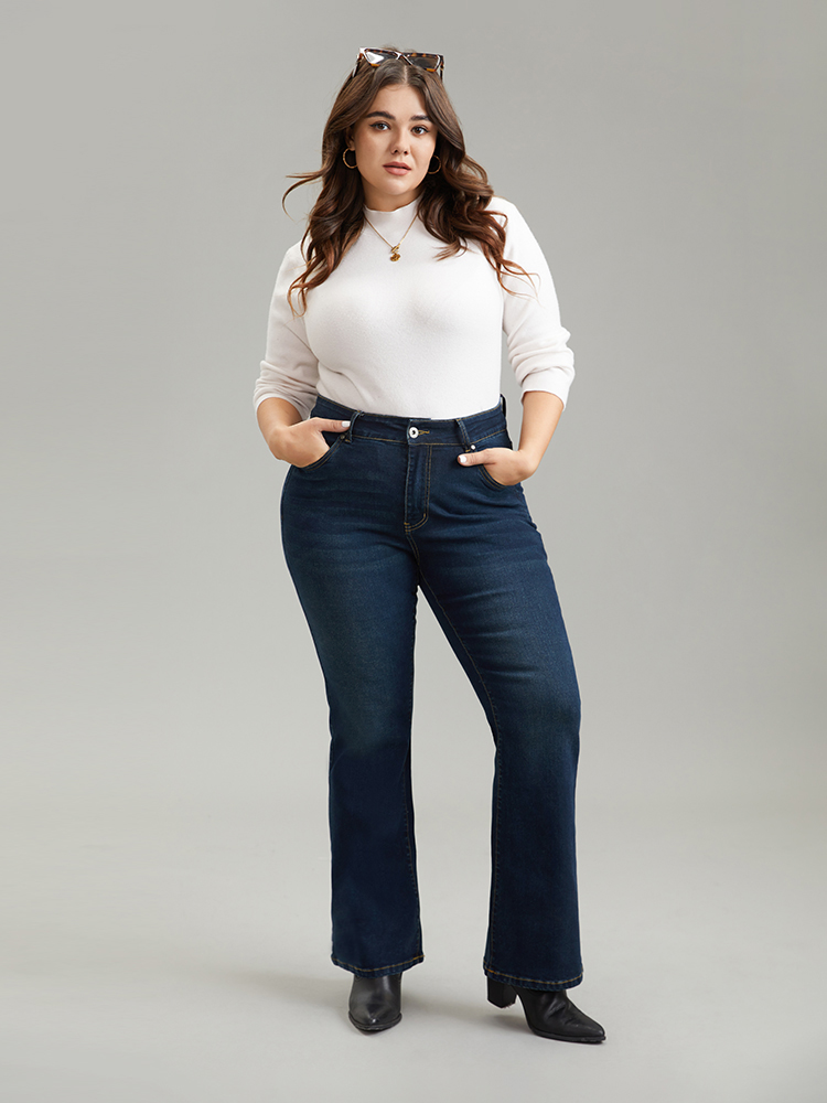 

Plus Size High Rise Bootcut Zipper Fly Jeans Women DarkBlue Casual Plain Plain High stretch Pocket Jeans BloomChic