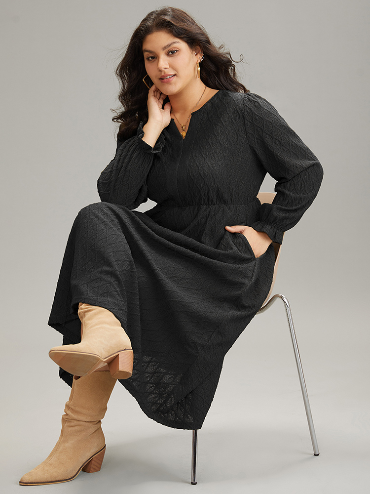 

Plus Size Textured Jacquard Notched Ruffle Sleeve Dress Black Women At the Office Texture Notched collar Long Sleeve Curvy Midi Dress BloomChic