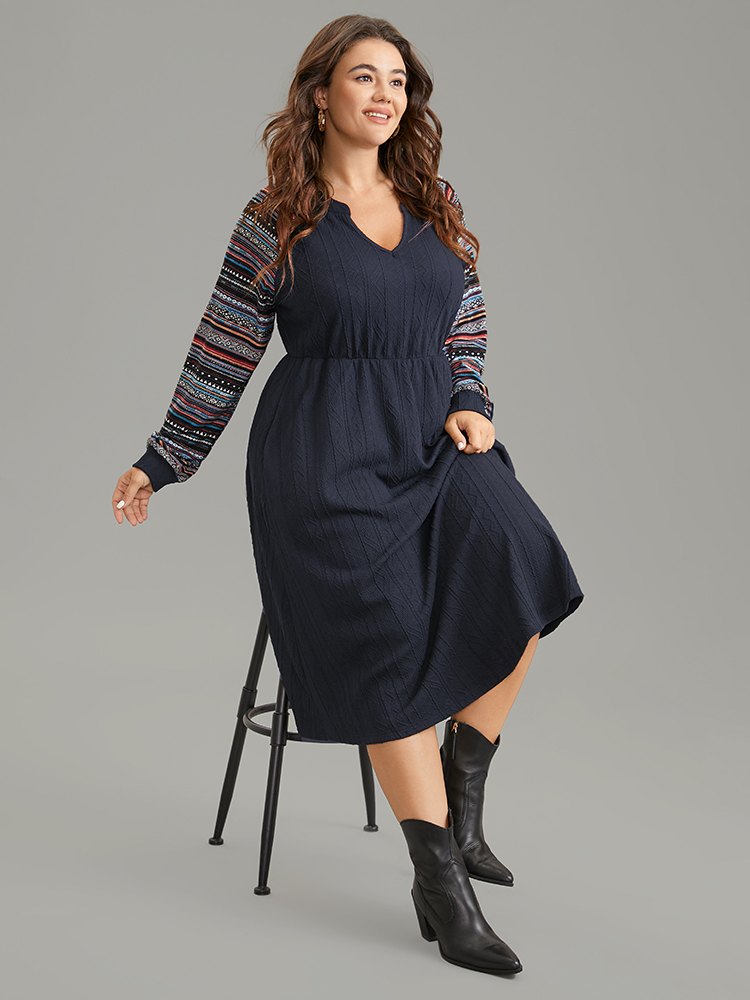 

Plus Size Bandana Patchwork Elastic Waist Notched Dress Navy Women Casual Printed Notched collar Long Sleeve Curvy Midi Dress BloomChic