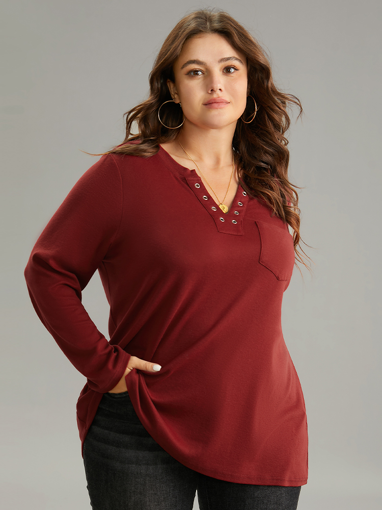 

Plus Size Supersoft Essentials Solid Eyelets Notched T-shirt Scarlet Women Casual Plain Plain Notched collar Dailywear T-shirts BloomChic