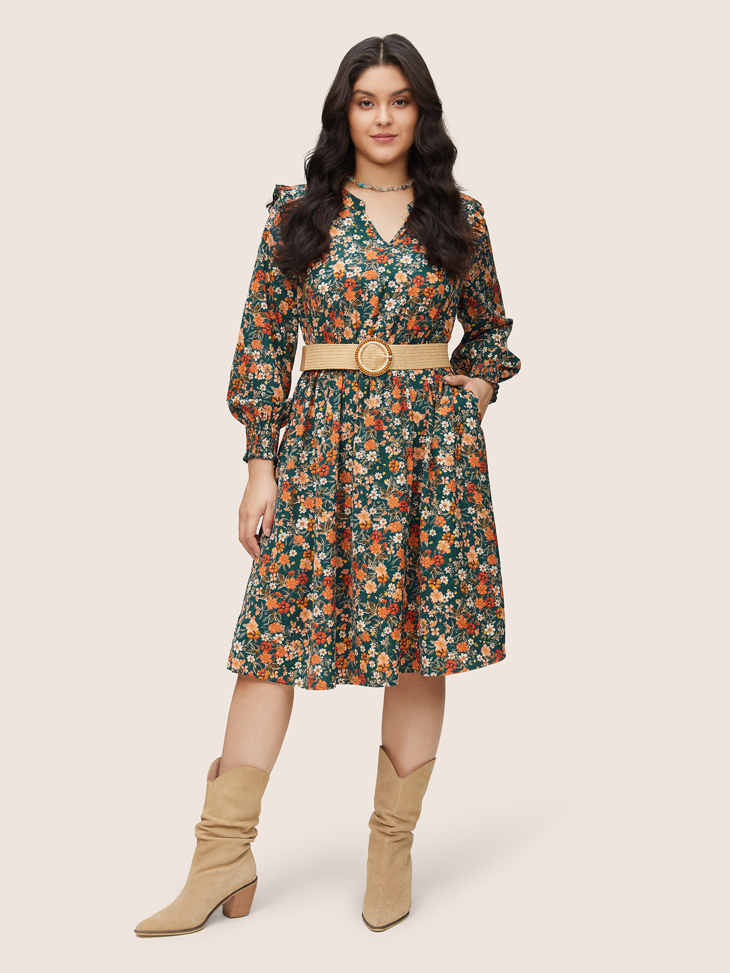 

Plus Size Ditsy Floral Notched Pocket Shirred Cuffs Dress DarkGreen Women Elegant Printed Notched collar Long Sleeve Curvy Midi Dress BloomChic