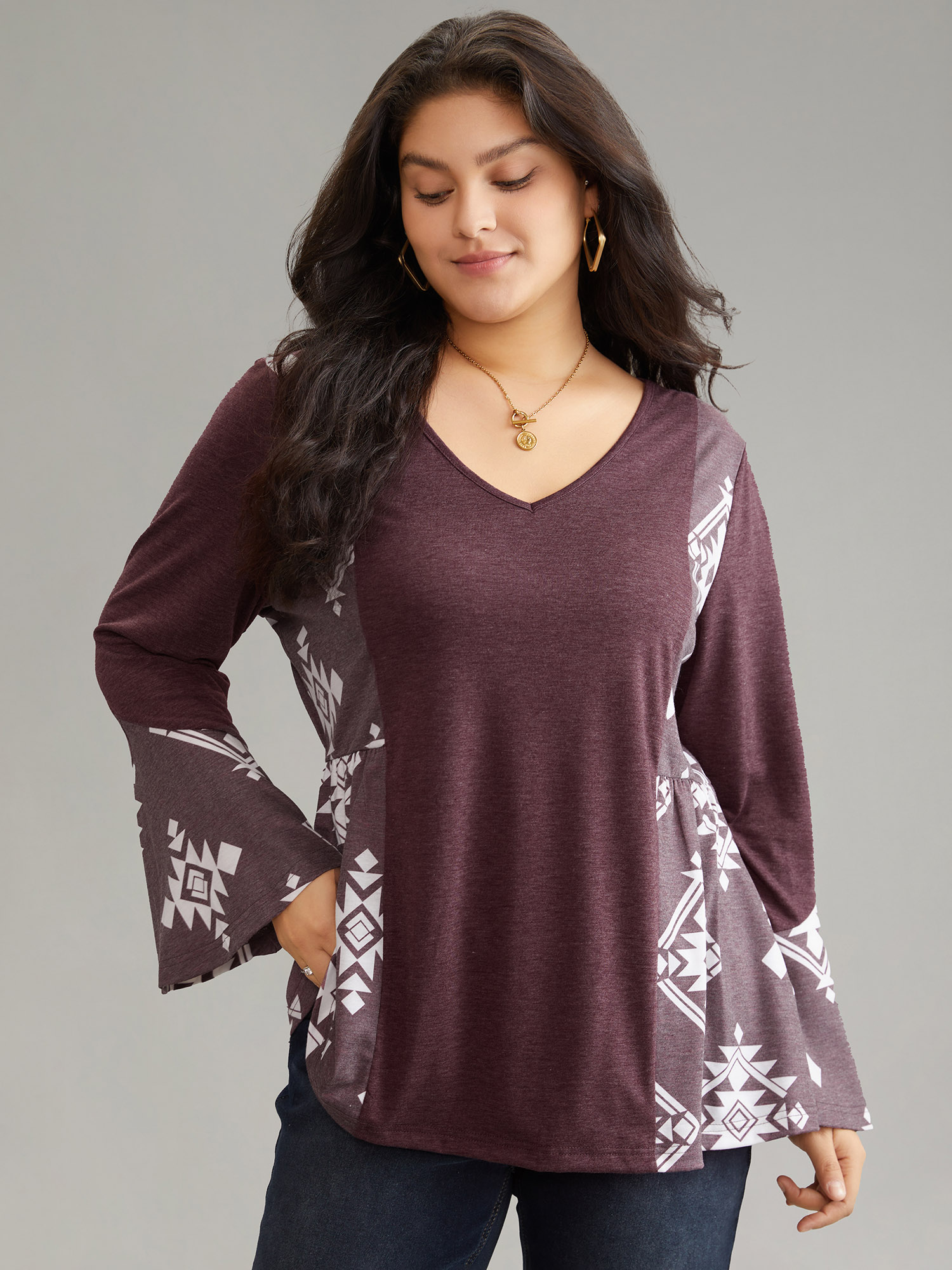 

Plus Size Floral Print Bell Sleeve V Neck T-shirt Purple V-neck Long Sleeve Casual Jersey Tops