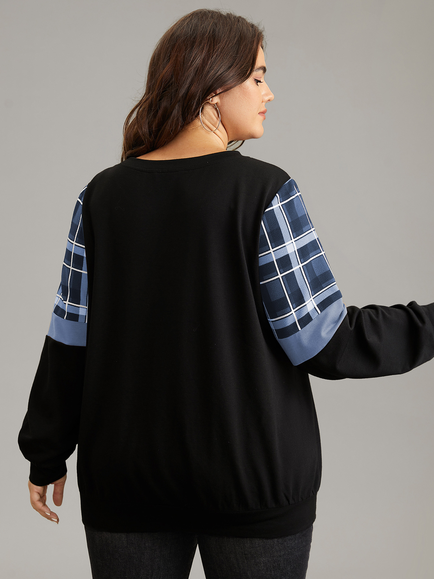 Plus Size Women Dailywear Patchwork Contrast Regular Regular Sleeve Long Sleeve Round Neck Casual Sweatshirts BloomChic 