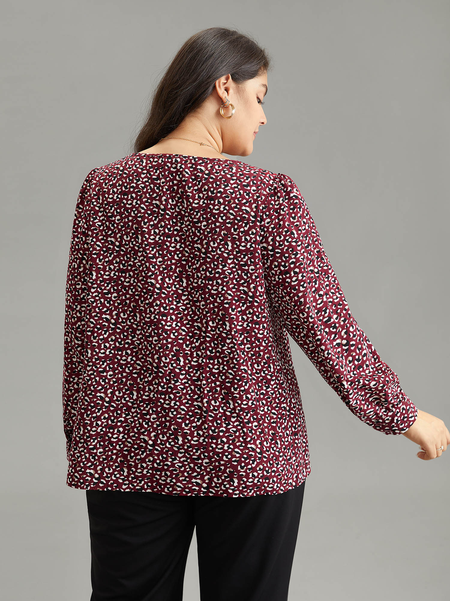Plus Size Women Work Leopard Pleated Regular Sleeve Long Sleeve V-neck Office Blouses BloomChic 