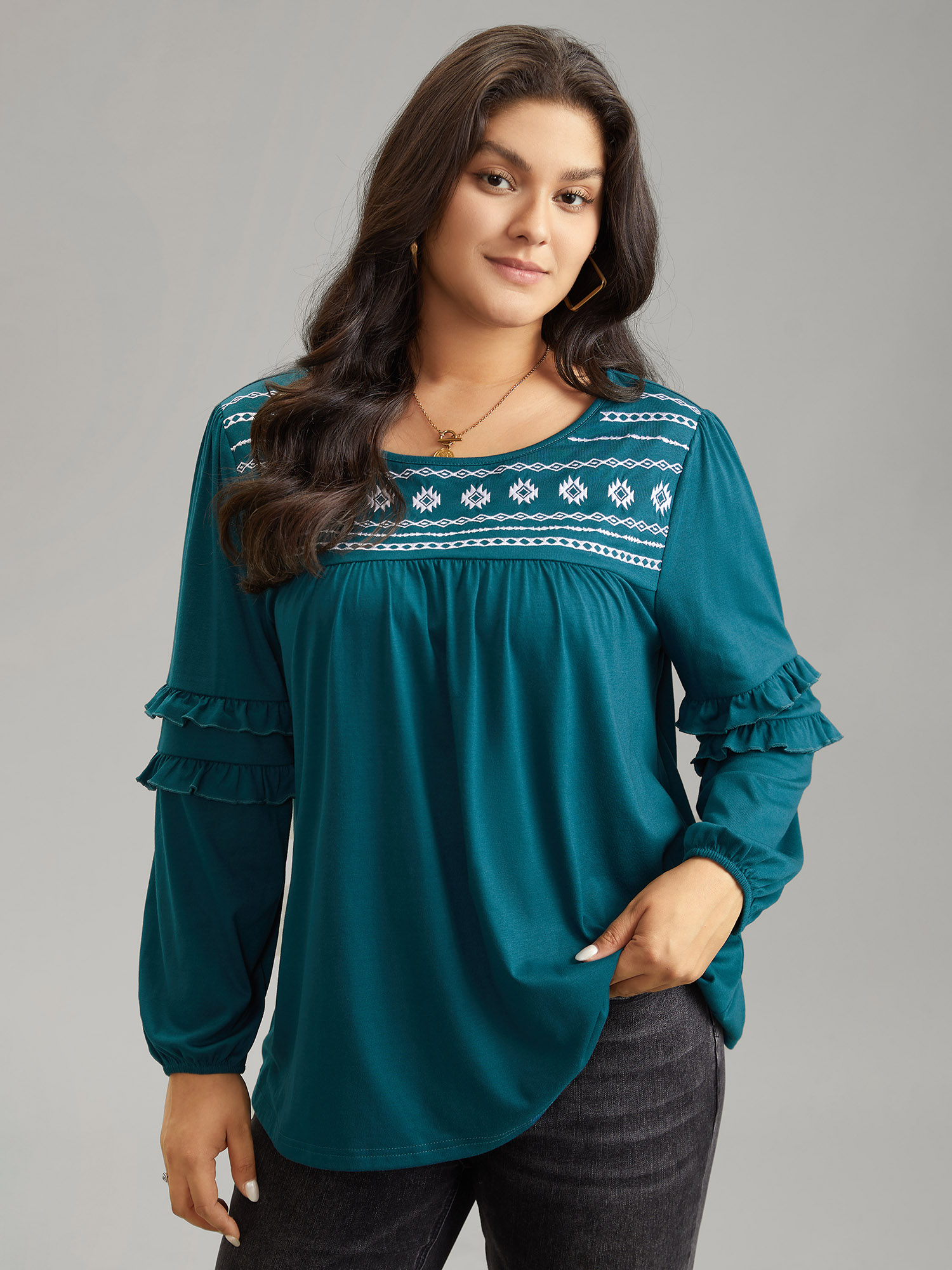 

Plus Size Boho Print Embroidered Ruffle Trim Gathered T-shirt Aegean Round Neck Long Sleeve Casual Jersey Tops