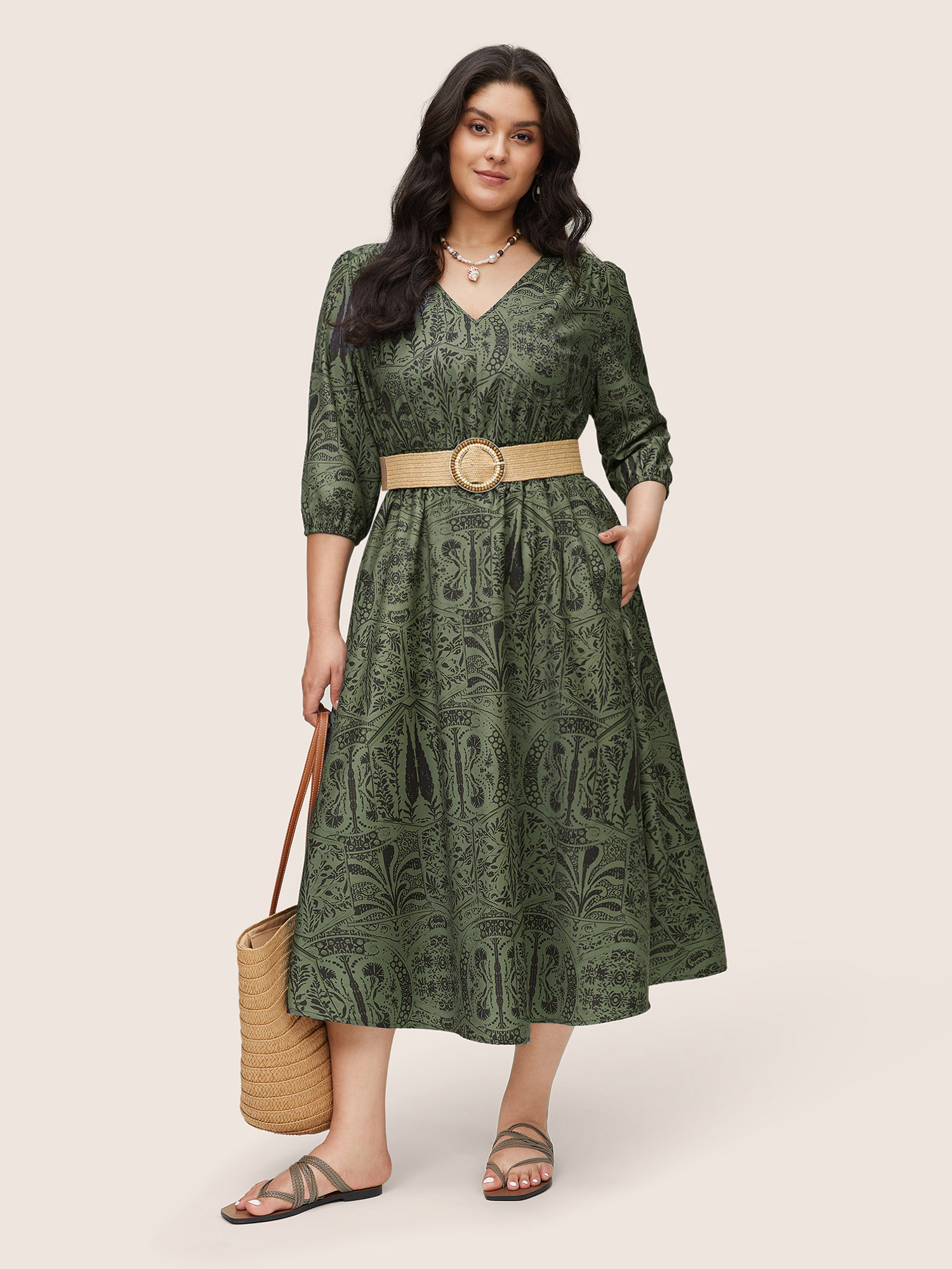 

Plus Size Paisley Print Shirred Lantern Sleeve Dress ArmyGreen Women Vacation Elastic cuffs V-neck Elbow-length sleeve Curvy Midi Dress BloomChic