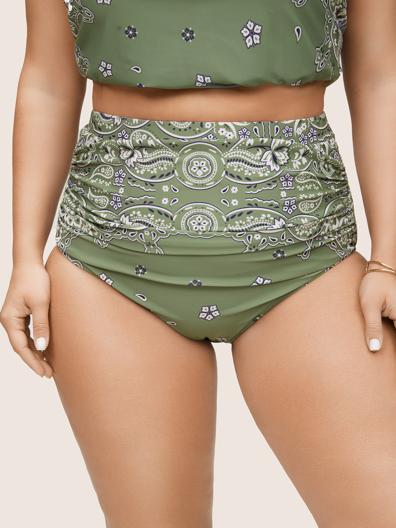 

Plus Size Ruched Bandana Print High Rise Swim Bottom Women's Swimwear Moss Beach Non High stretch Skinny High Rise Curve Swim Bottoms BloomChic