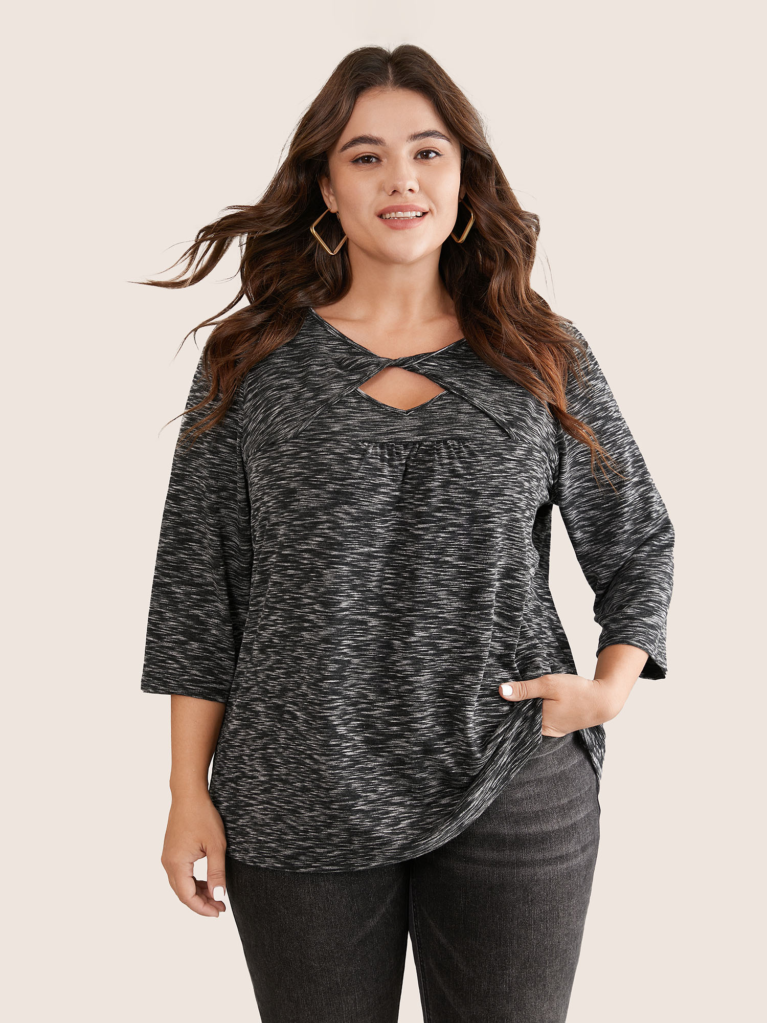 Plus Size Women Dailywear Plain Cut-Out Regular Sleeve Elbow-length sleeve Keyhole Cut-Out Casual T-shirts BloomChic 