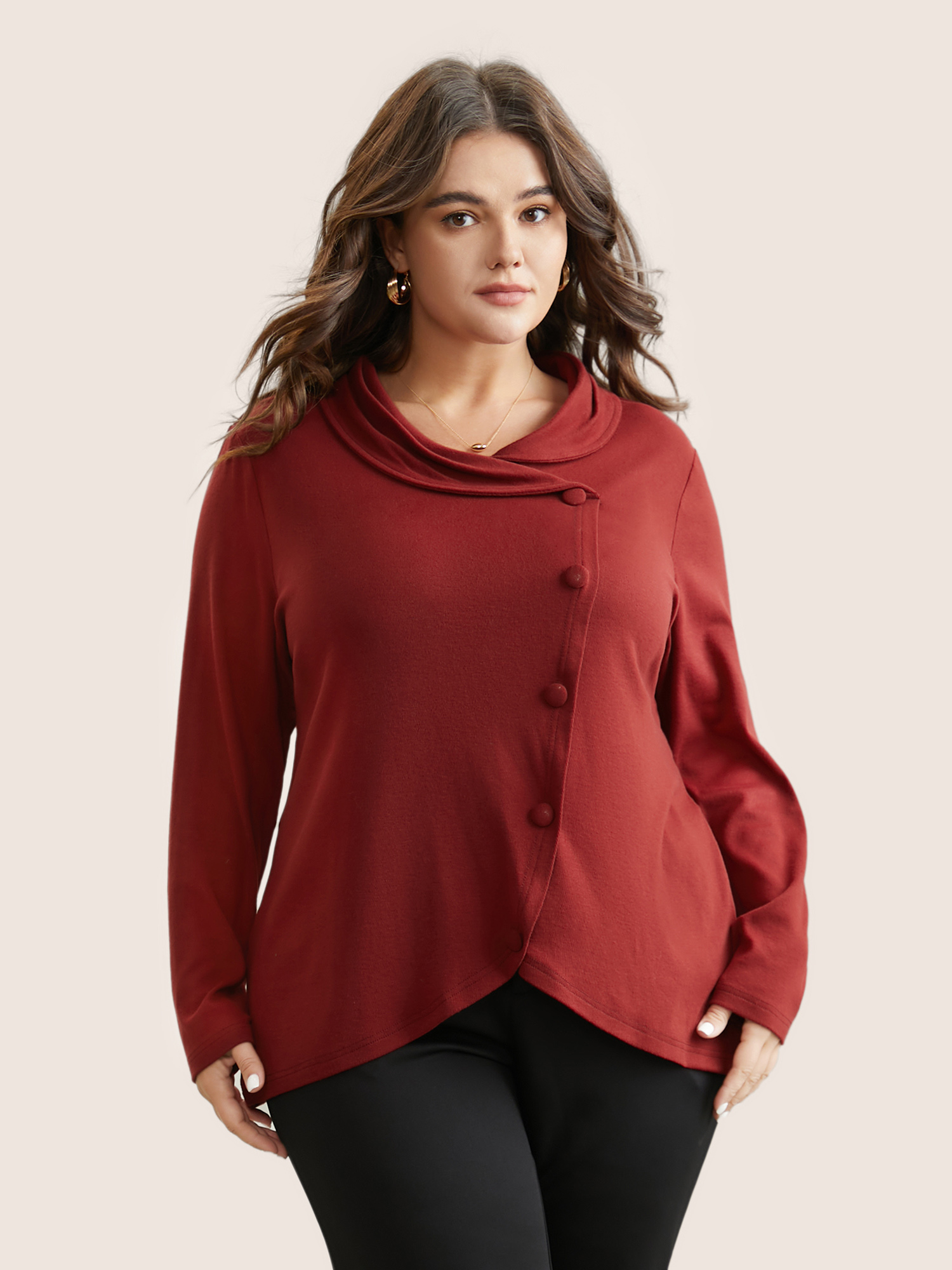 

Plus Size Plain Button Detail Wrap Hem T-shirt Red Women Elegant Wrap Plain Round Neck Dailywear T-shirts BloomChic