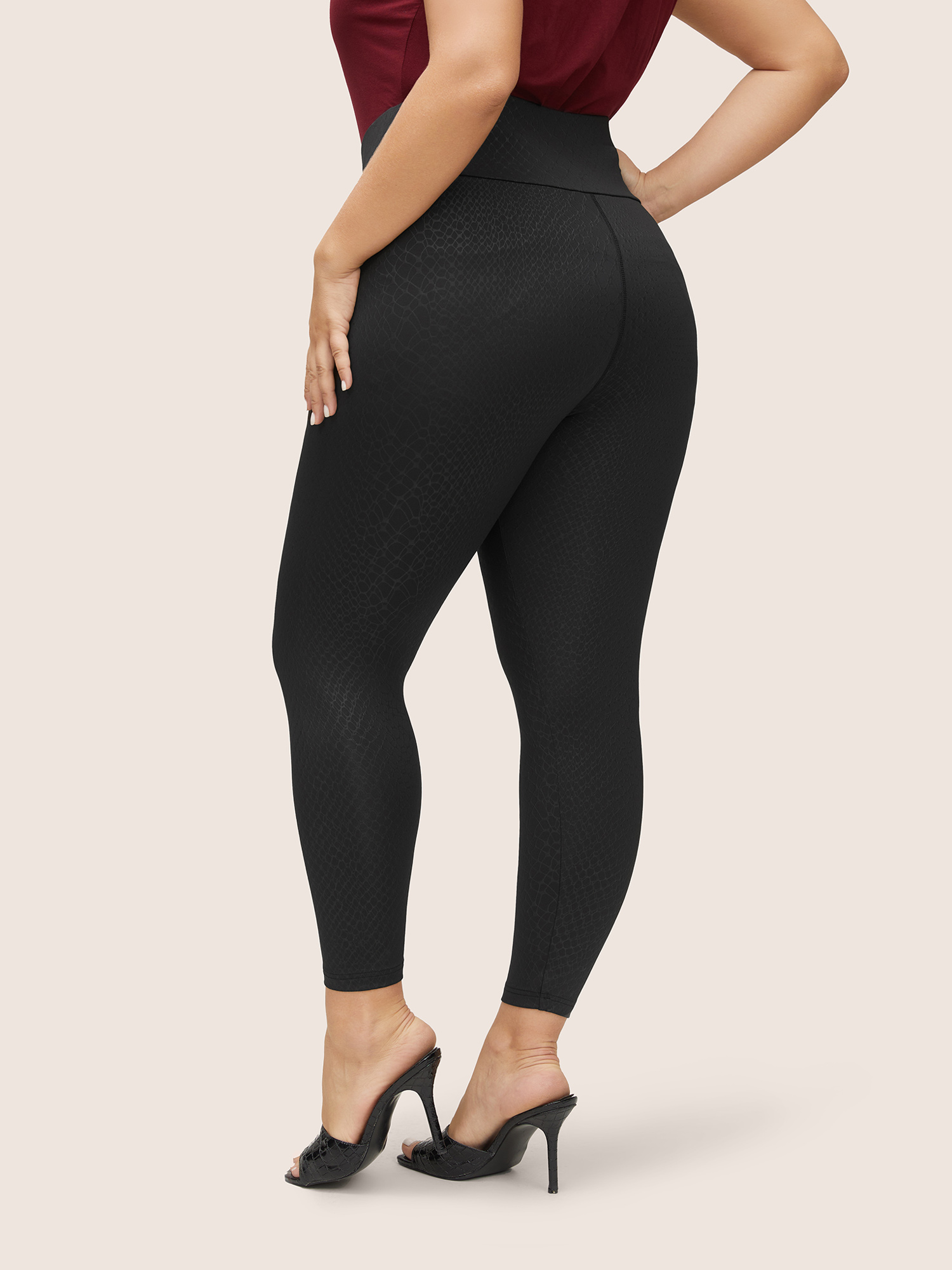 Plus Size Plain Textured Skinny High Rise Leggings Women Black Casual High stretch Skinny High Rise Everyday Leggings BloomChic 12/L 