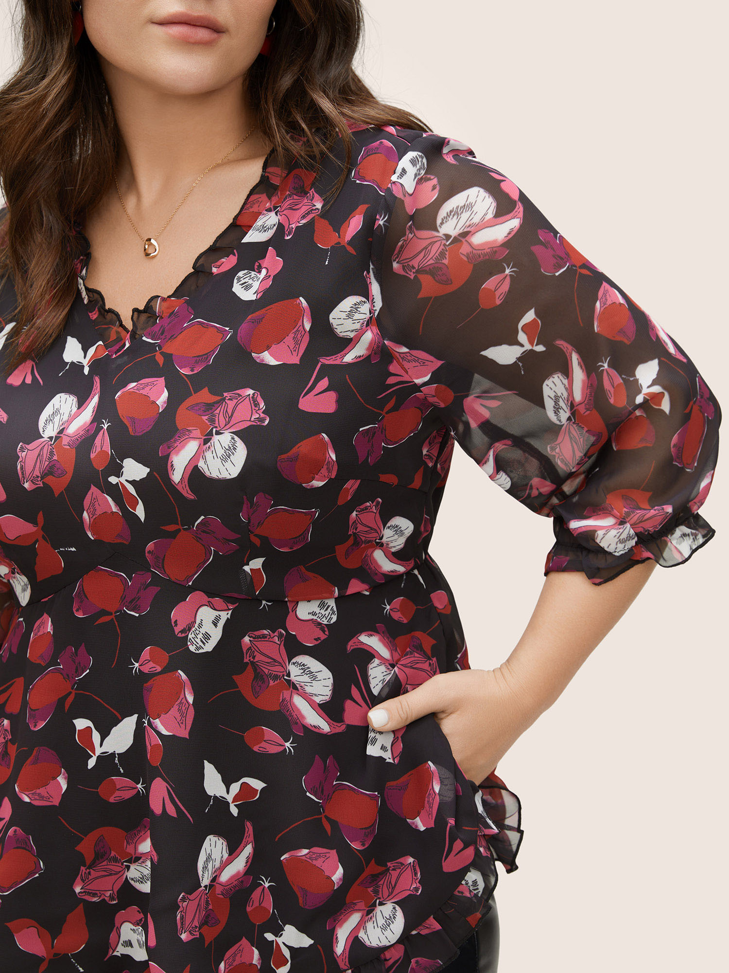 Plus Size Women Party Floral Elastic cuffs Lantern Sleeve Elbow-length sleeve V-neck Cocktail Blouses BloomChic 