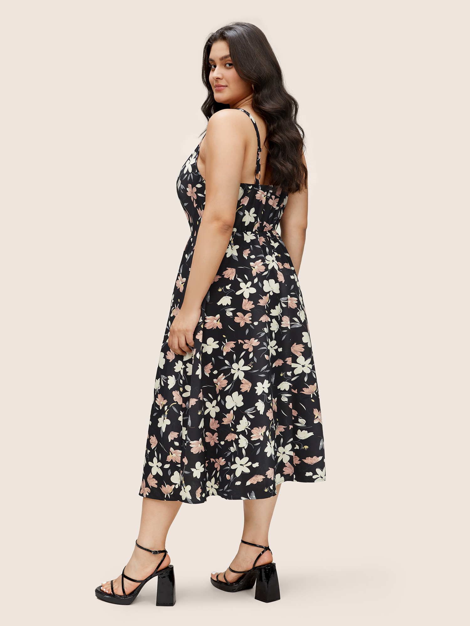 Plus Size Women Everyday Floral Gathered Sleeveless Sleeveless Spaghetti Strap Pocket Elegant Dresses BloomChic 