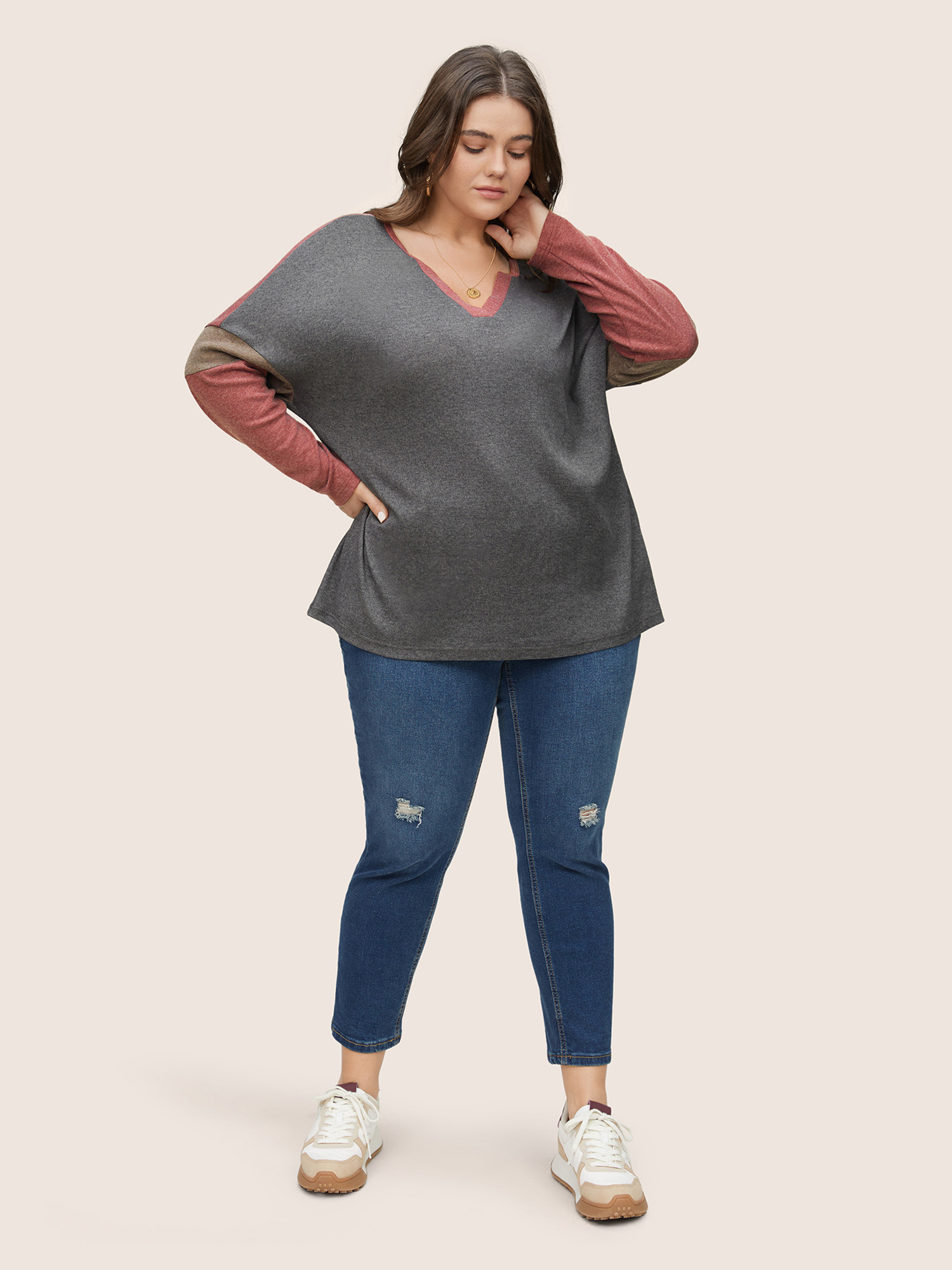 

Plus Size Colorblock Patchwork Batwing Sleeve Notched T-shirt Gray Women Casual Contrast Plain Notched collar Everyday T-shirts BloomChic