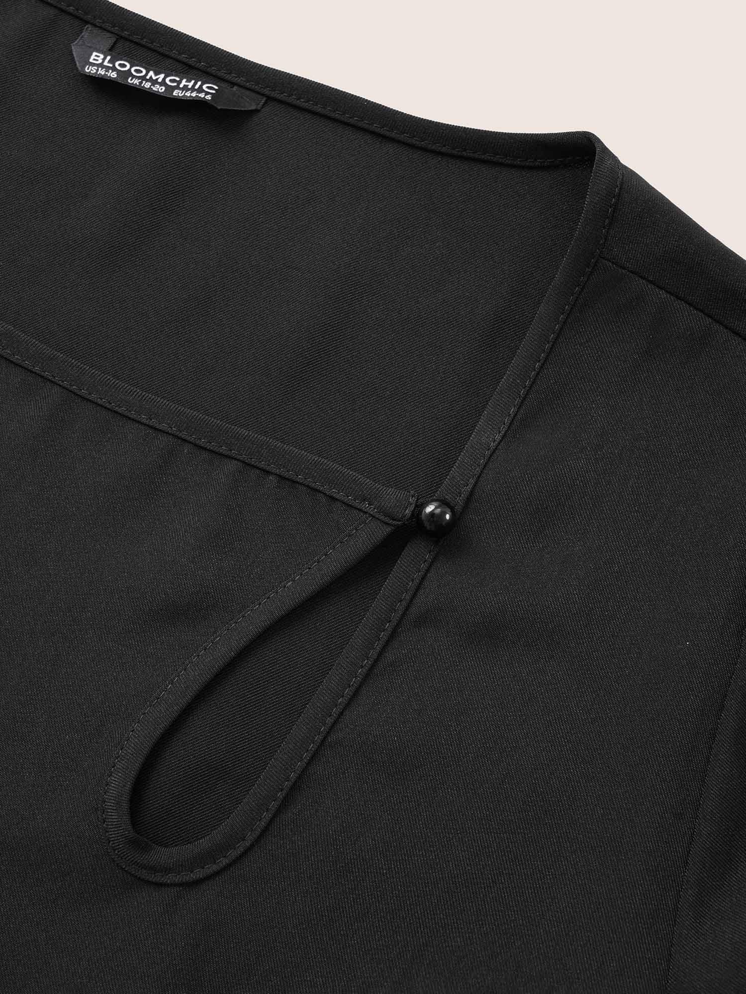 

Plus Size Anti-Wrinkle Asymmetrical Neck Keyhole Pleated Hem Dress Black Women Non Curvy Midi Dress BloomChic
