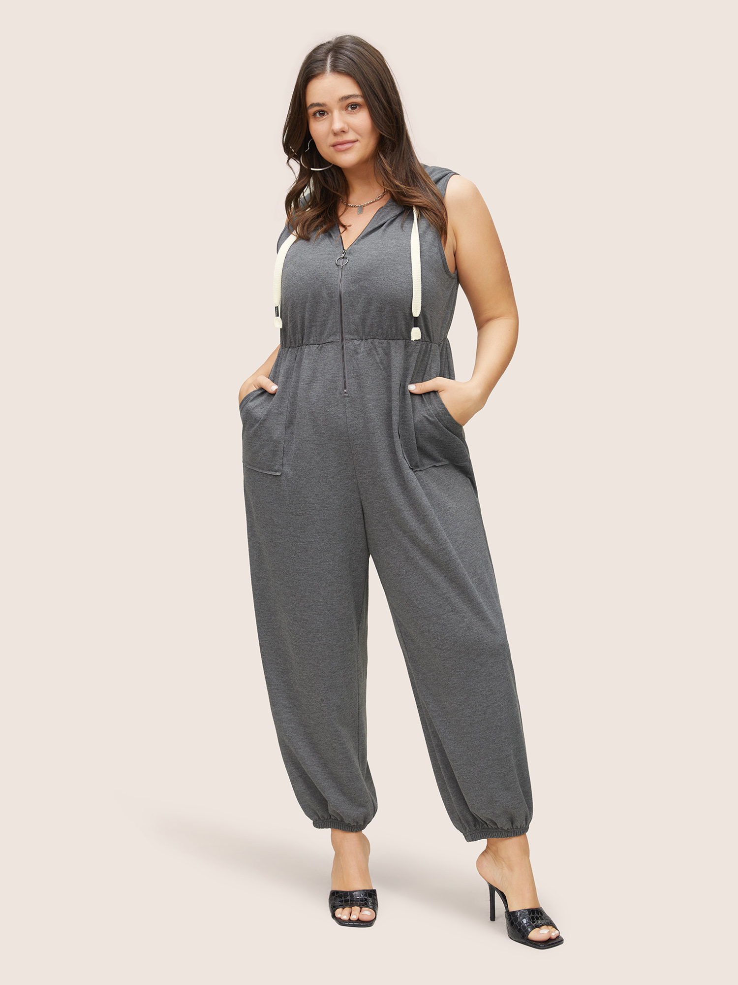 

Plus Size Gray Solid O Ring Zipper Sleeveless Drawstring Jumpsuit Women Casual Sleeveless Hooded Everyday Loose Jumpsuits BloomChic