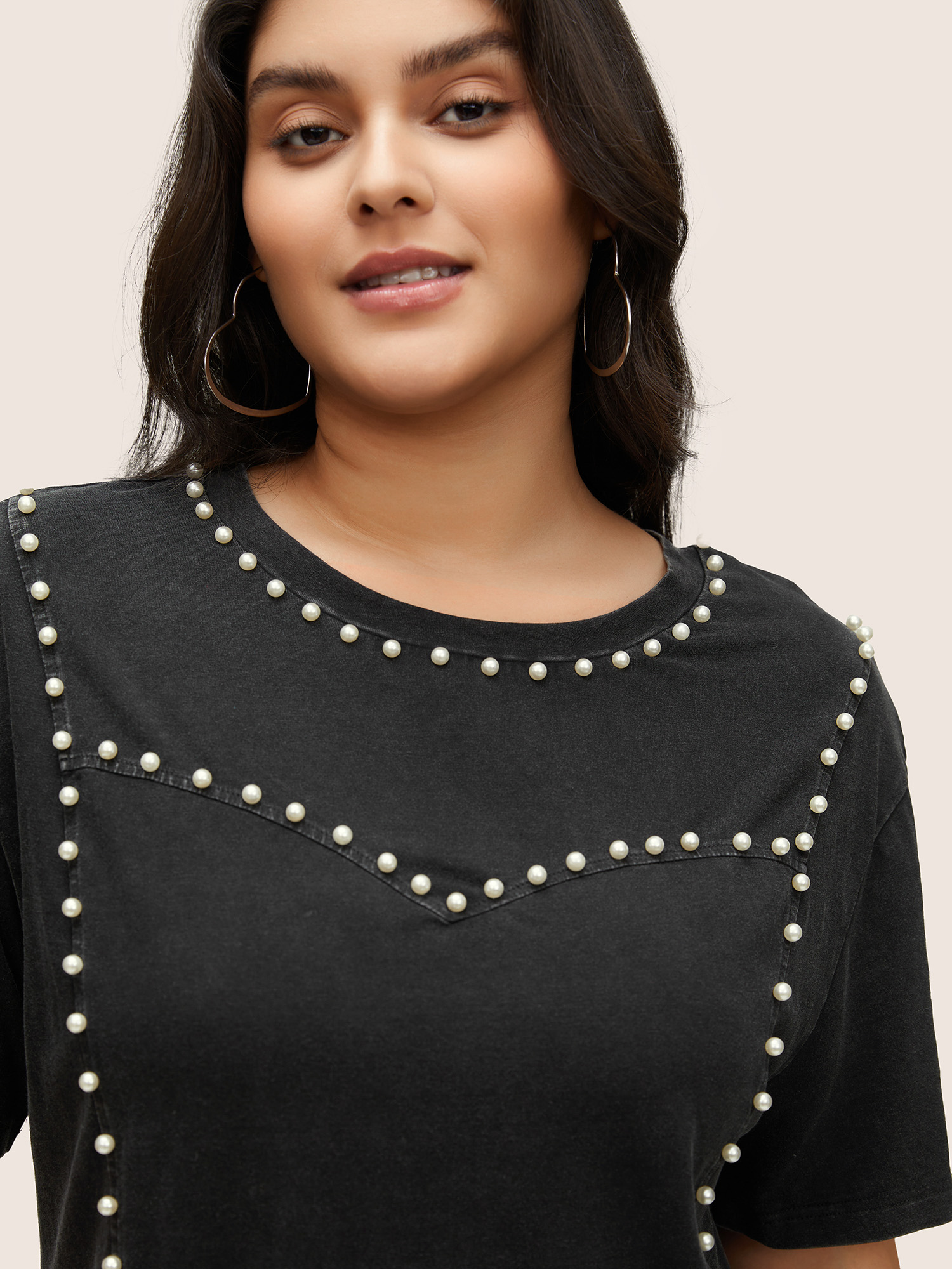 Plus Size Women Everyday Plain Beaded Regular Sleeve Short sleeve Round Neck Casual T-shirts BloomChic 