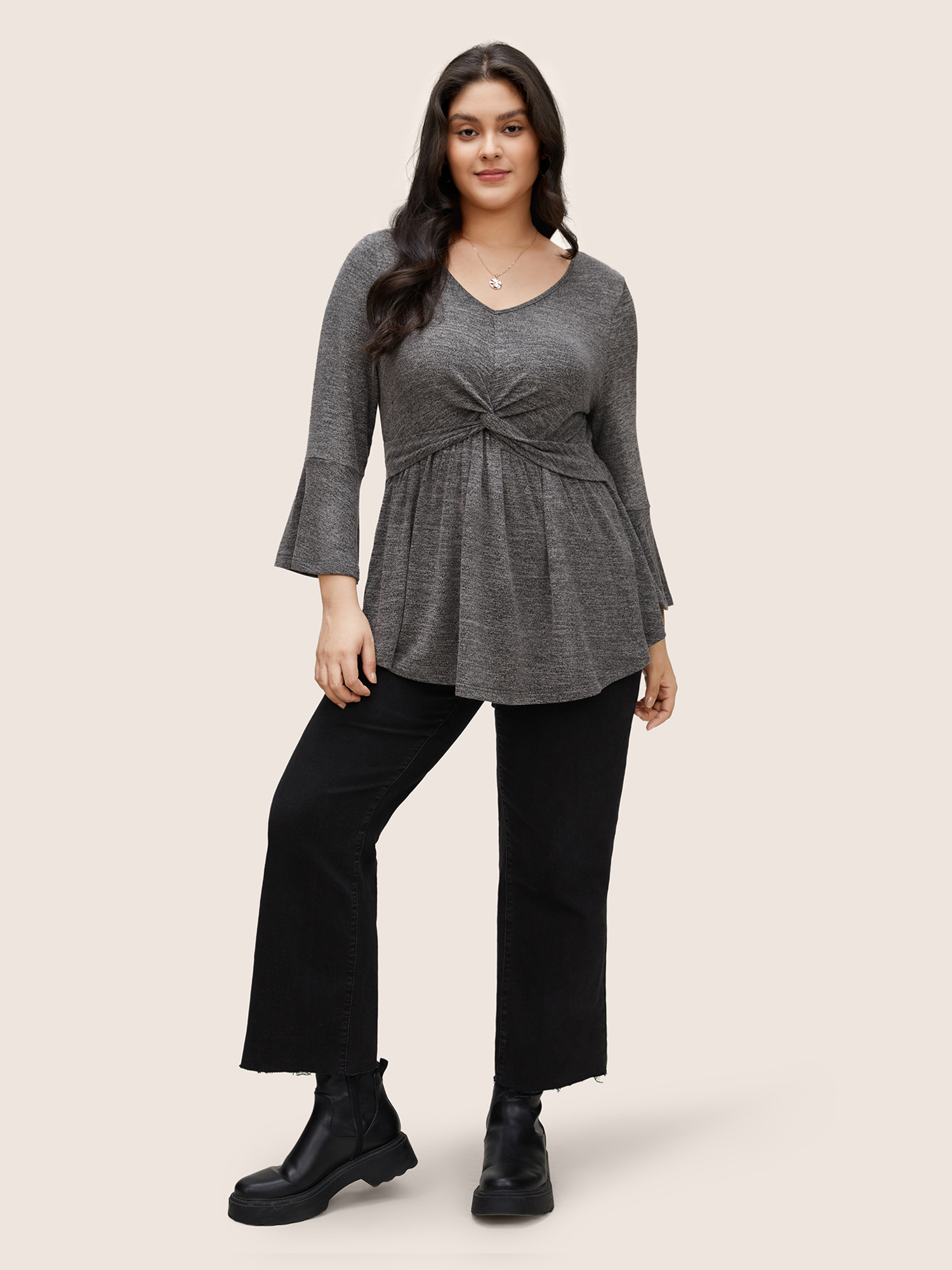 Plus Size Women Everyday Plain Plain Bell Sleeve Long Sleeve V-neck Elegant T-shirts BloomChic 