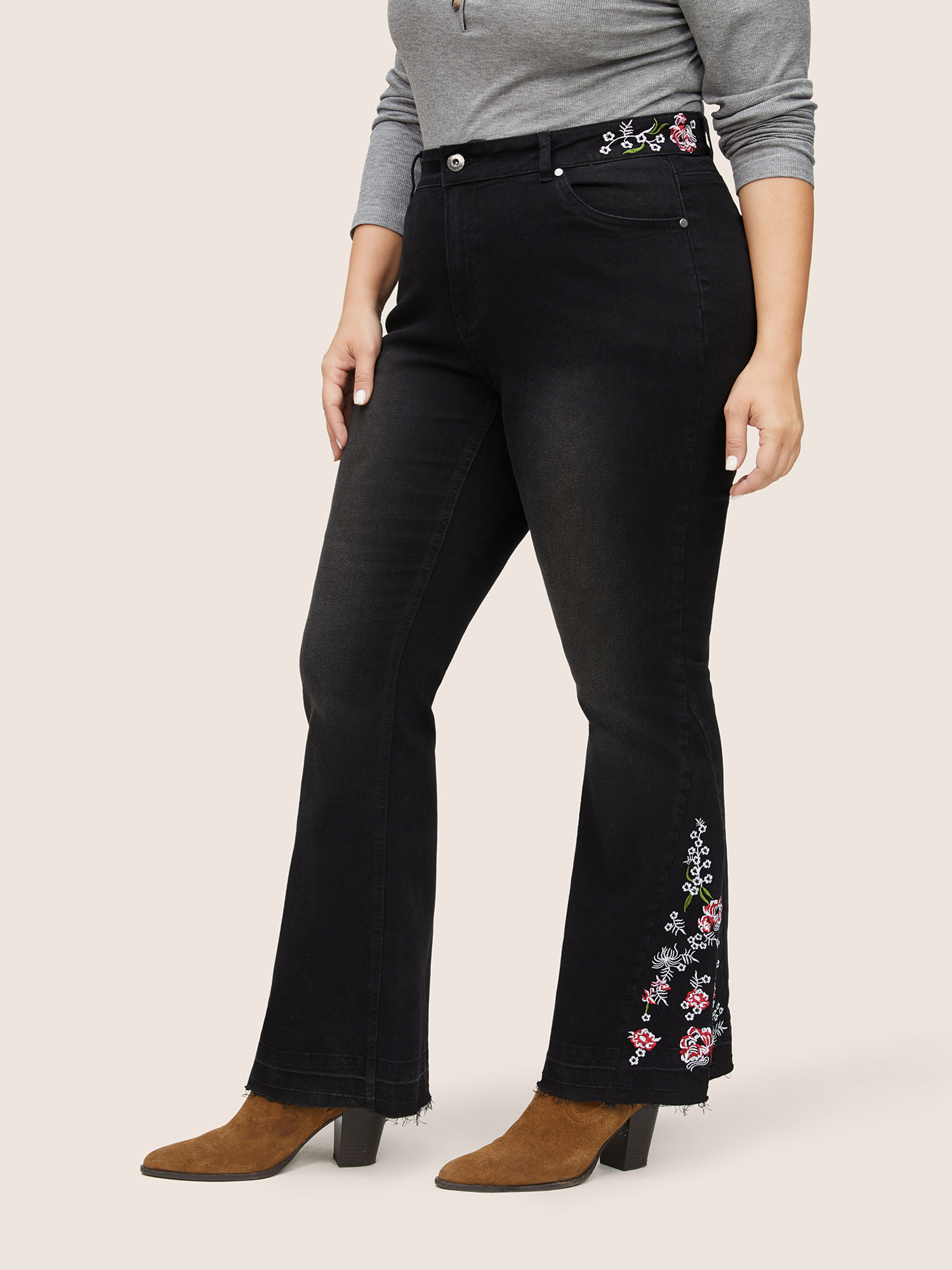 

Plus Size Floral Embroidered Raw Hem Bootcut Jeans Women Black Elegant Plants Non High stretch Slanted pocket Jeans BloomChic