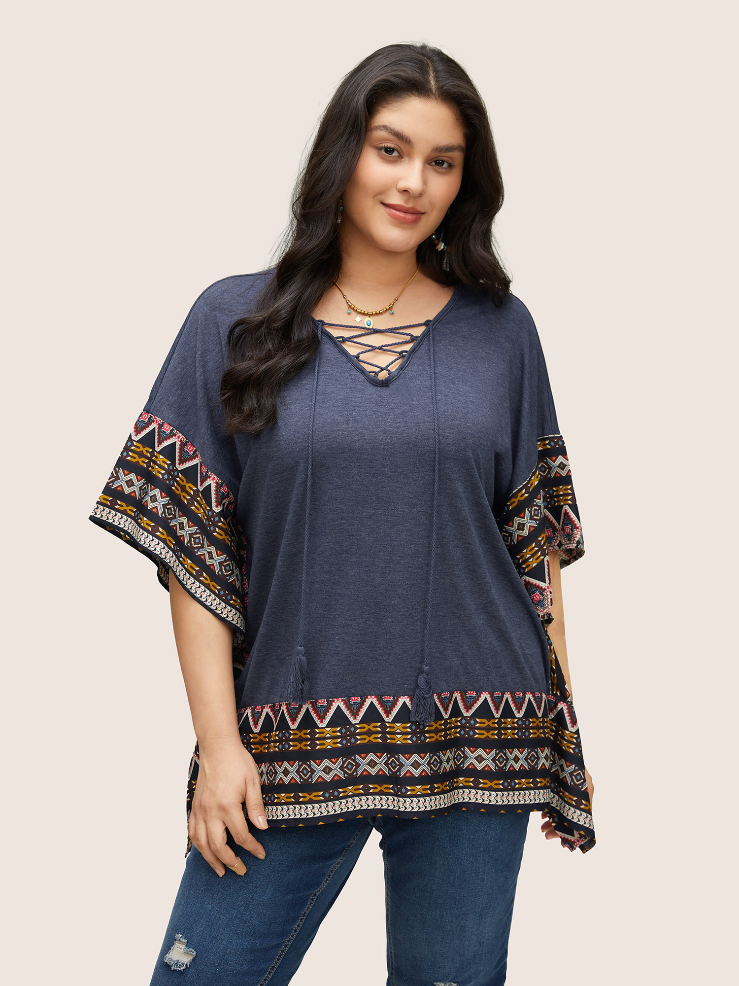 

Plus Size Bandana Batwing Sleeve Tie Neck Tassel Trim T-shirt Indigo Tie Neck Short sleeve Resort Jersey Tops