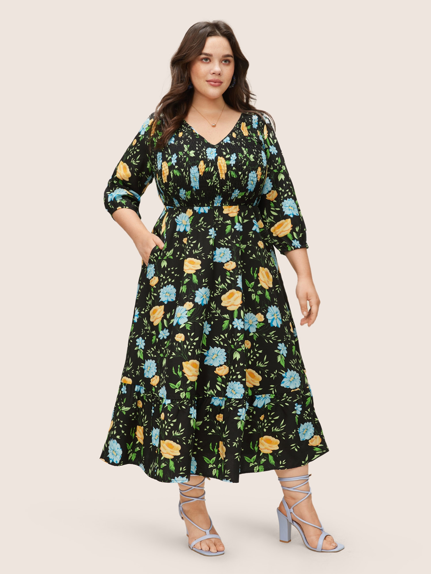 

Plus Size Floral Print Shirred Pocket V Neck Dress Black Women Elegant Non V-neck Elbow-length sleeve Curvy Midi Dress BloomChic