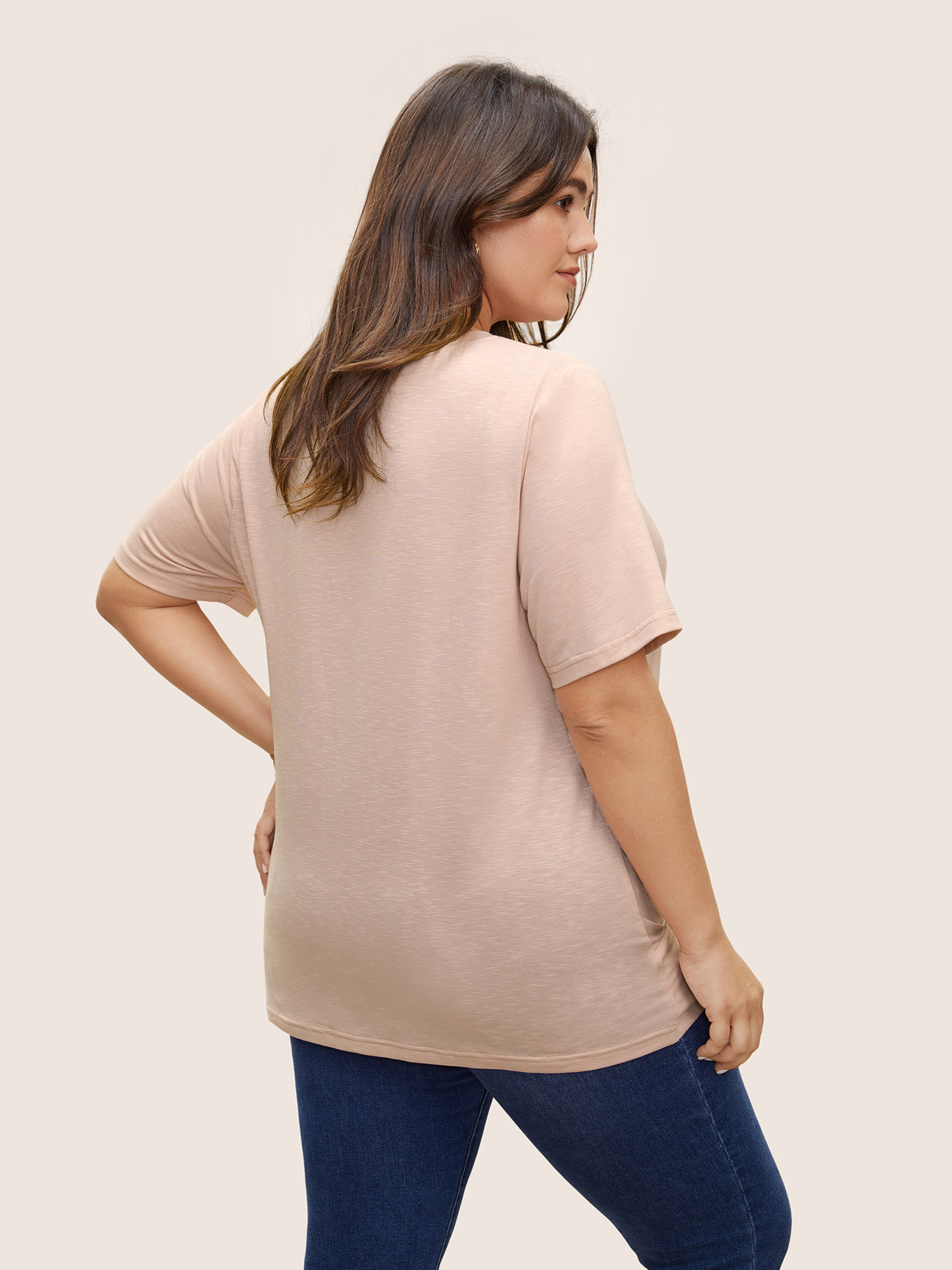 Plus Size Plain Crew Neck Twist Front Gathered T-shirt Crepe Women Elegant Non Plain Round Neck Everyday T-shirts BloomChic 14-16/1X 