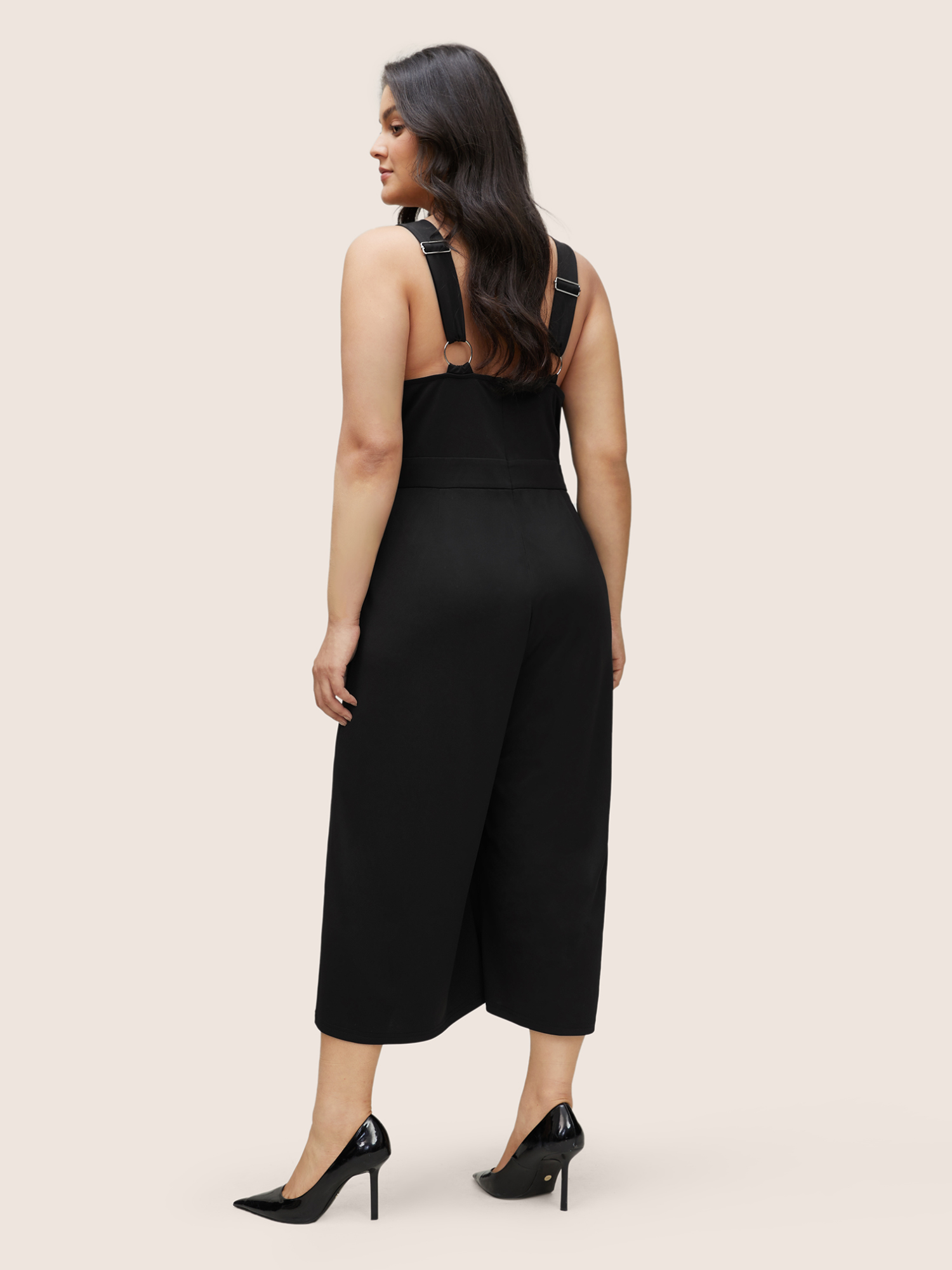 Plus Size Black Solid Adjustable Straps Pocket Cami Jumpsuit Women Workwear Essentials Sleeveless Non Work Loose Jumpsuits BloomChic 22-24/3X 